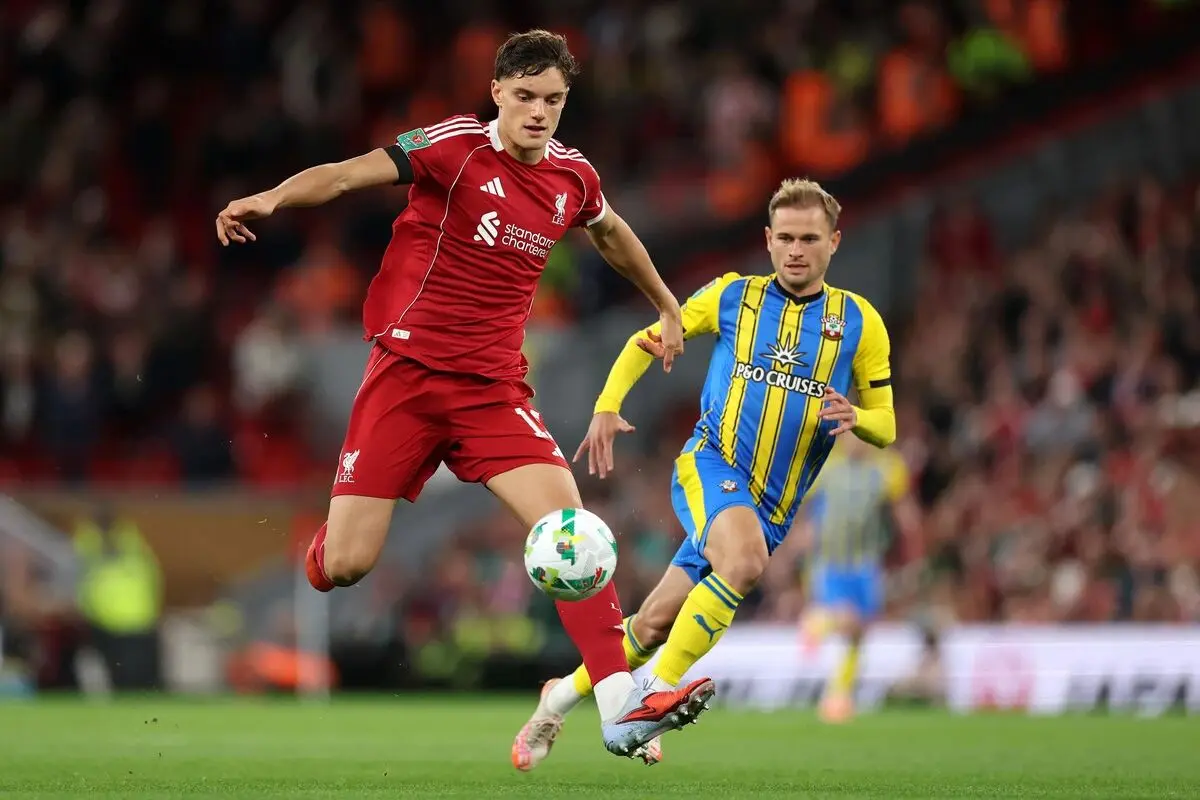 tenan, 利物浦遭重, 利物浦遭重