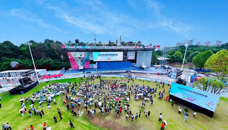 记者, 目国际赛事, 攀爬A 记者, 目国际赛事, 攀爬A