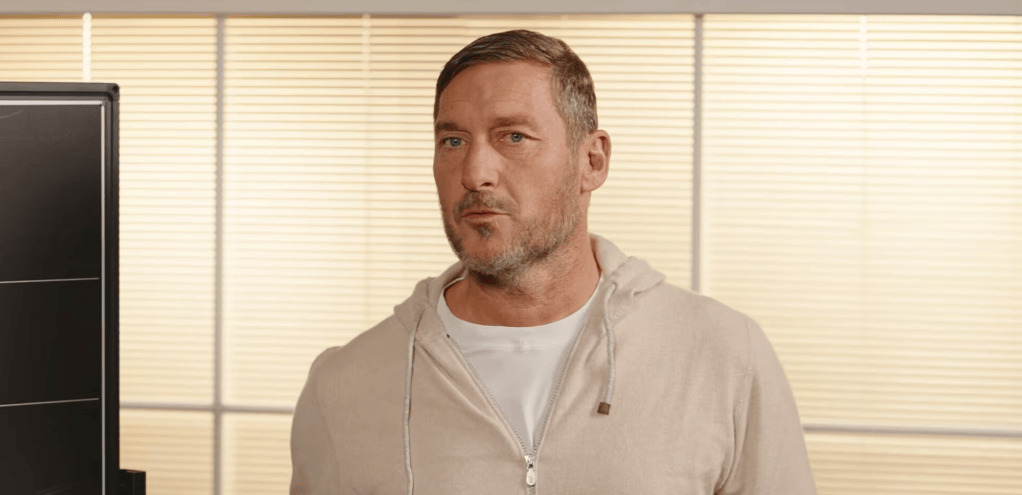 出后的第一, 们的位置泄, 对鲍尔森吐