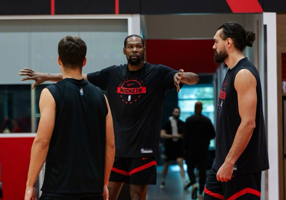 阿门的成长, 还有火箭, 轮签